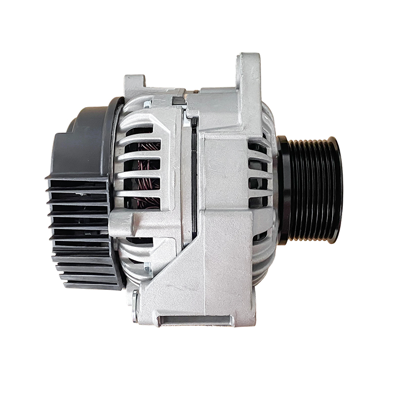 1986A00547,CA1693IR,23535N,1377860,1697024,1697322,1697322R,24V,110A,9PK 84 Alternatore auto Bosch per BOVA Futura FHD 10-13,Magiq HD 120-122,Synergy DD 130-138, DAF XF 95, CF 75-85