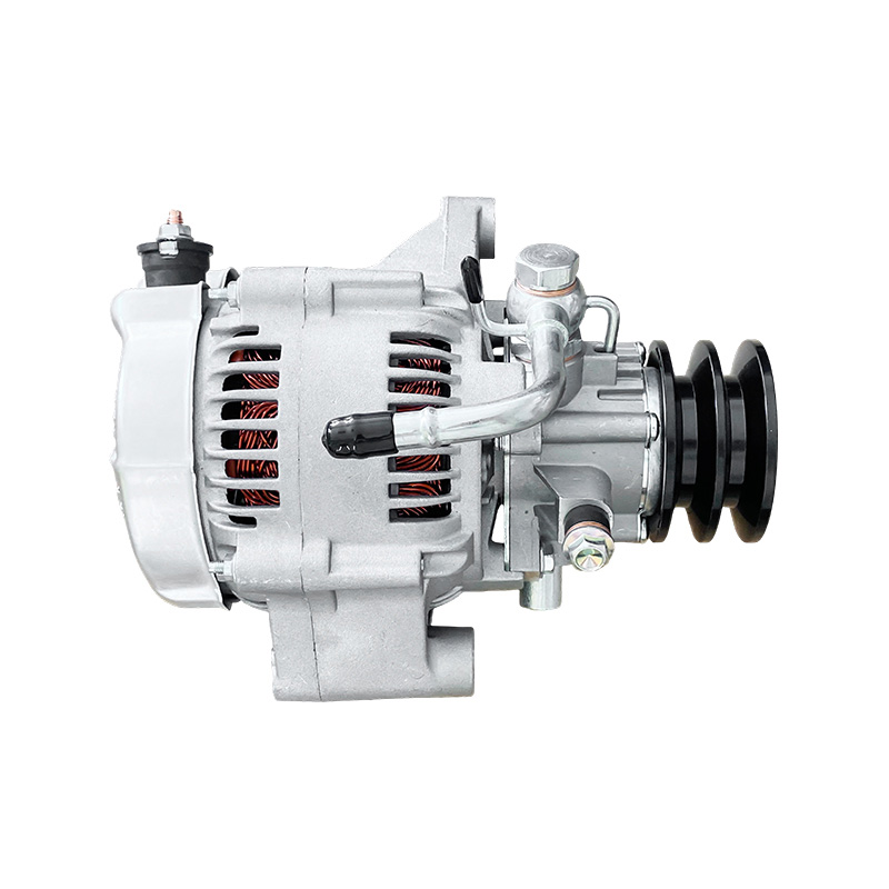 Alternatore Denso 12V 70A per Fiat Ulysse e Toyota Hi-Ace / Hi-Lux (sostituzione 23710N)